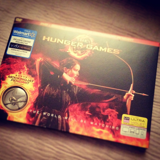 The Hunger Games DVD, Katniss Everdeed, Mockingjay pin